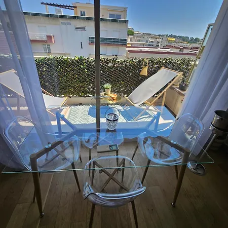 Le Duplex Daire Antibes